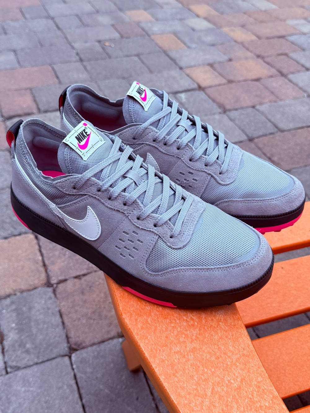 Mens Size 11.5 Nike C1TY Cement Grey Hyper Pink Athletic Sneakers (Barely Worn)